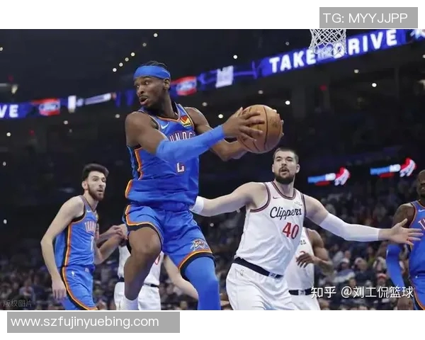 雷霆与快船常规赛精彩对决回顾及赛后分析